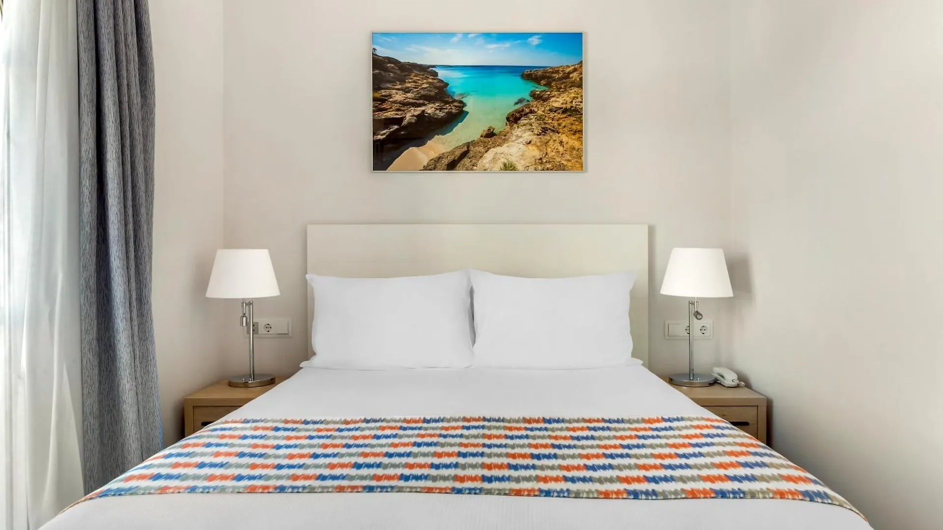 Hotel apartamentowy White Sands Beach Club Arenal d'en Castell